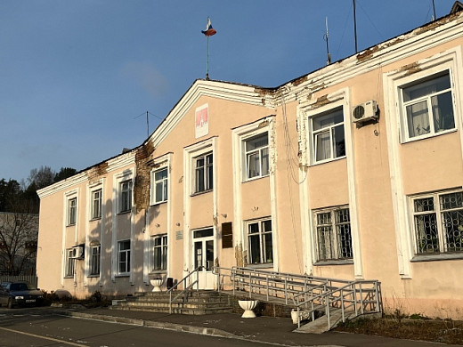 В центре Юрьевца стоит Ленин с дырой в голове